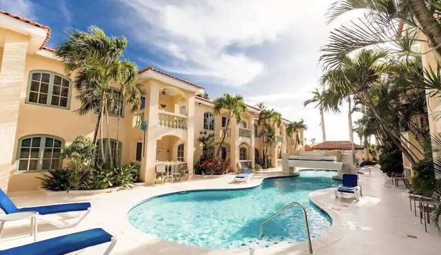 Tropical Oasis in Aruba | Walk to Palm Beach