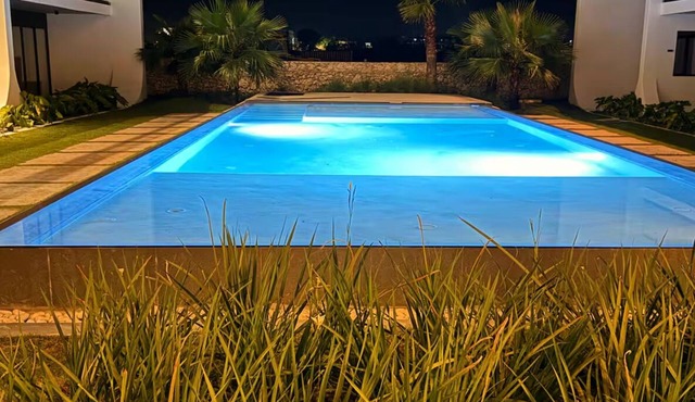 Tropical Oasis in Bayahibe with Pool and Private Terrace with Jacuzzi and BBQ!