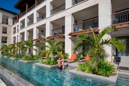 Unique by Lopesan Costa Bavaro Resort