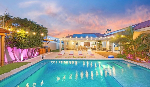 Villa Amara - Lux Stay Near Arashi Beach by Lucha