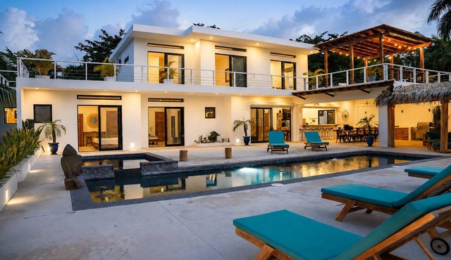 VILLA HOLISTIKA: Ocean view, private pool, 6 bedrooms, El Portillo, Las Terrenas