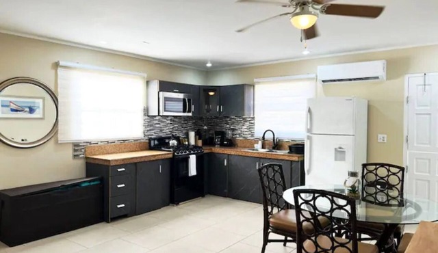 Villa Near Best Beaches! Enjoy private pool & outdoor living area. Pet Friendly!