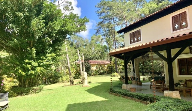 Villa Rosario - 4 BR, Wifi & A/C