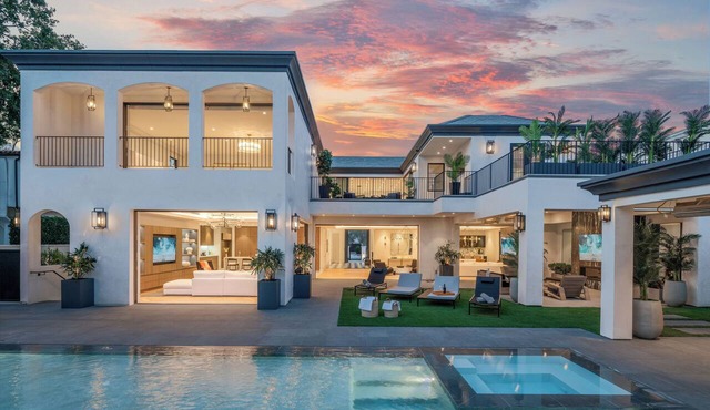 Villa Ruya by LuxJB 🏆 Most Luxurious Mansion Rental in Beverly Hills in Beverly Hills