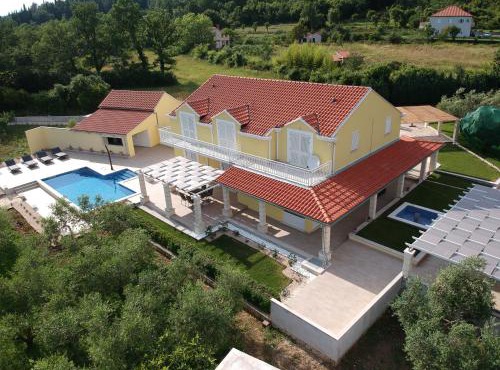 Villa Umbra et Sol in Gruda