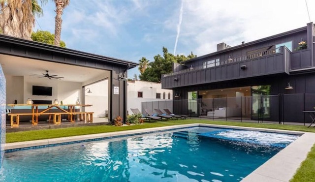 WEST HOLLYWOOD 6 BEDROOM RESORT w/ THEATER & POOL in West Hollywood