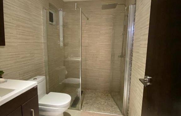 White Sands Apartments, 3 minutes walking to the beach