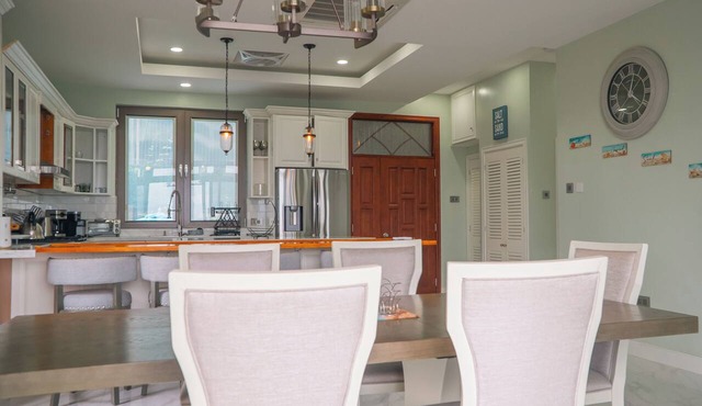 Yellow Sands Luxury Villas Unit 1