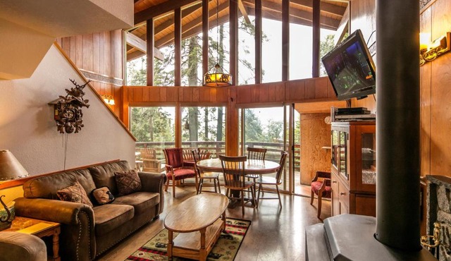 Yosemite Cub's Cabin in Yosemite West