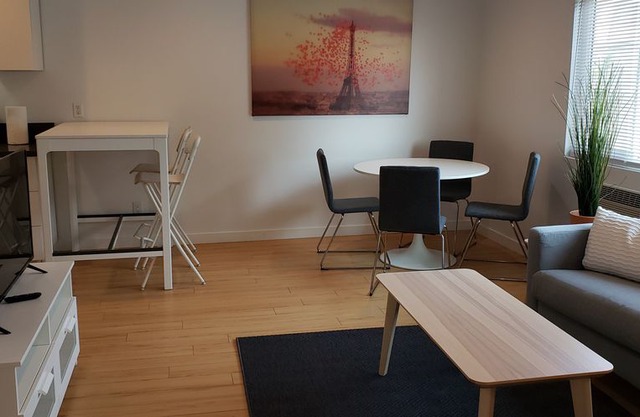 ☀️1BR/1BA + Office Luxury Apartment in Sawtelle by Just Bring Your Toothbrush☀️ in Los Angeles