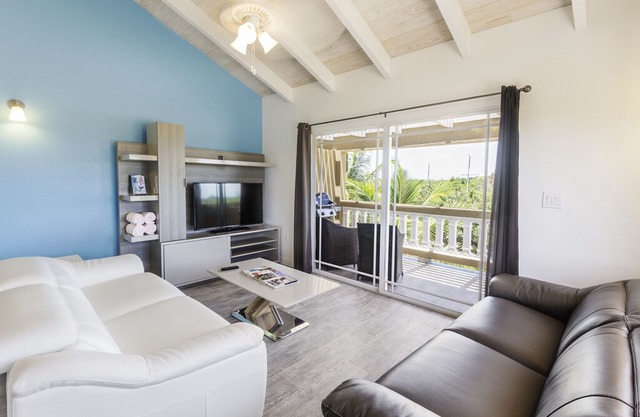 Sea La Vie - 1 Bedroom TR Unit