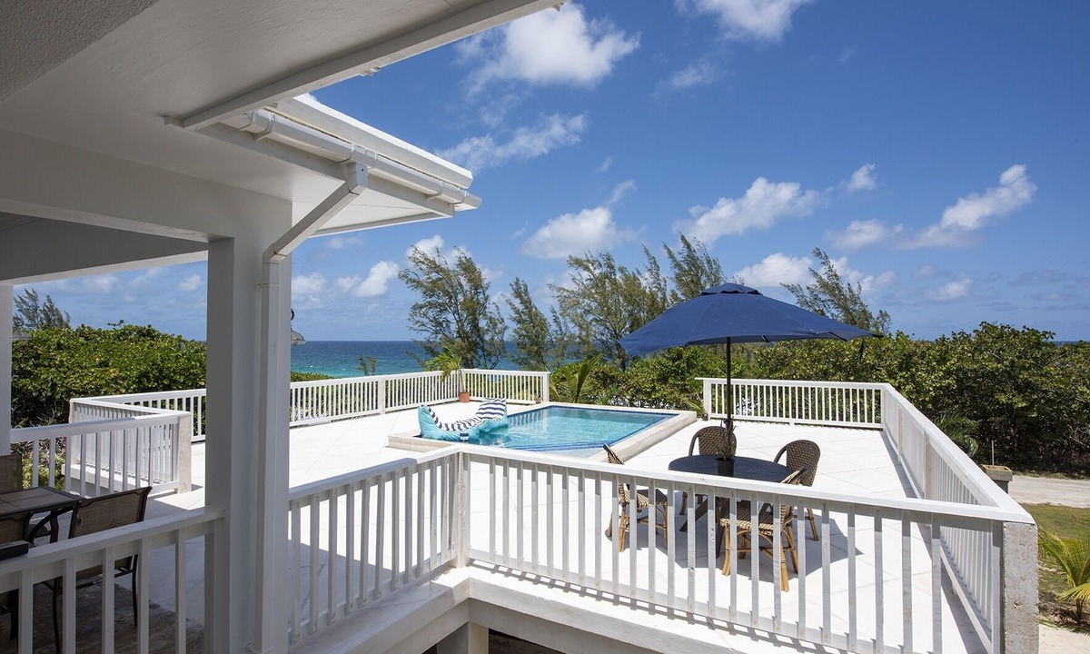 Rainbow Bay House | Come And Go Villa 2 Bedroom Home