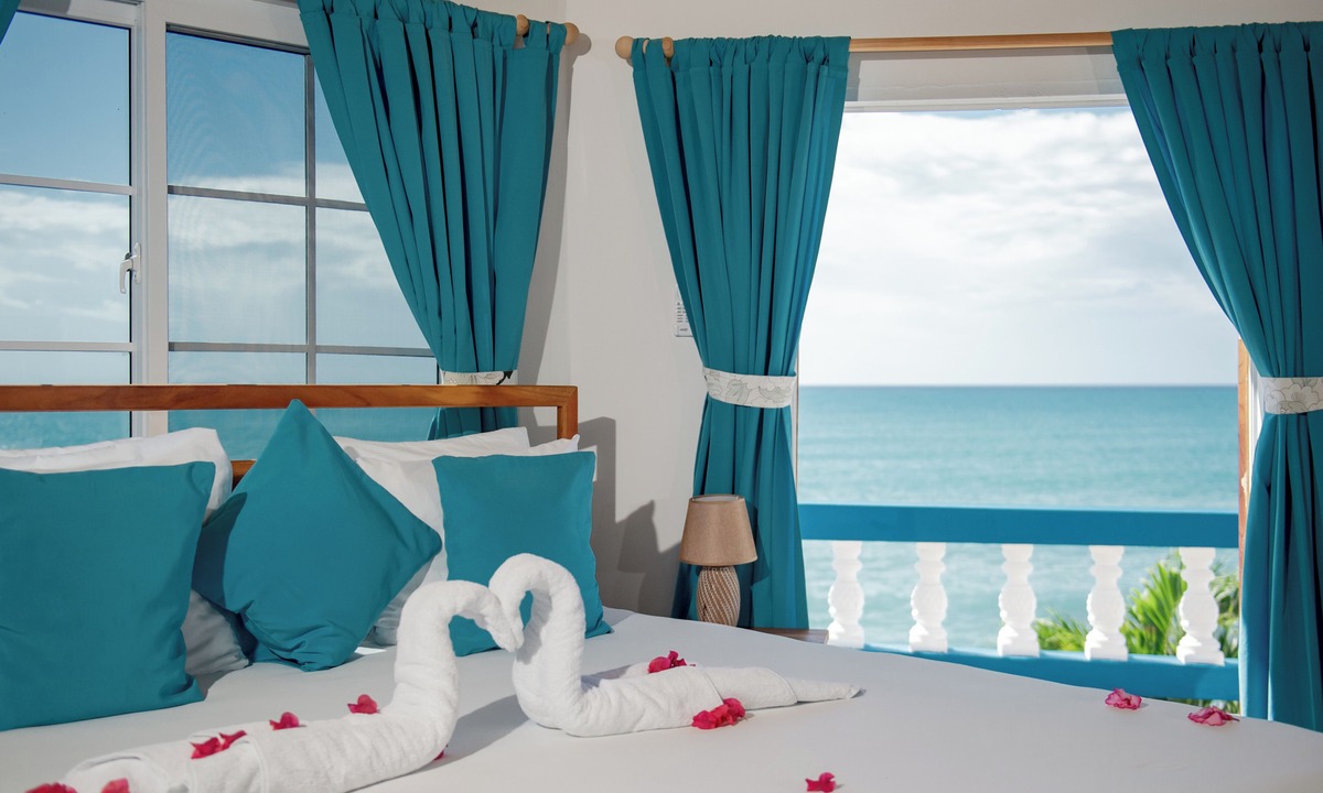 Treasure Beach Hotel | Beyond Sunset Resort & Villas