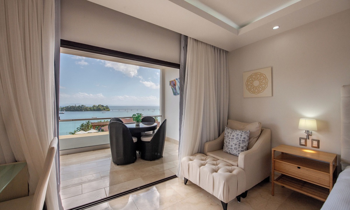 Samana Hotel | Hacienda Samana Bay Hotel & Residence