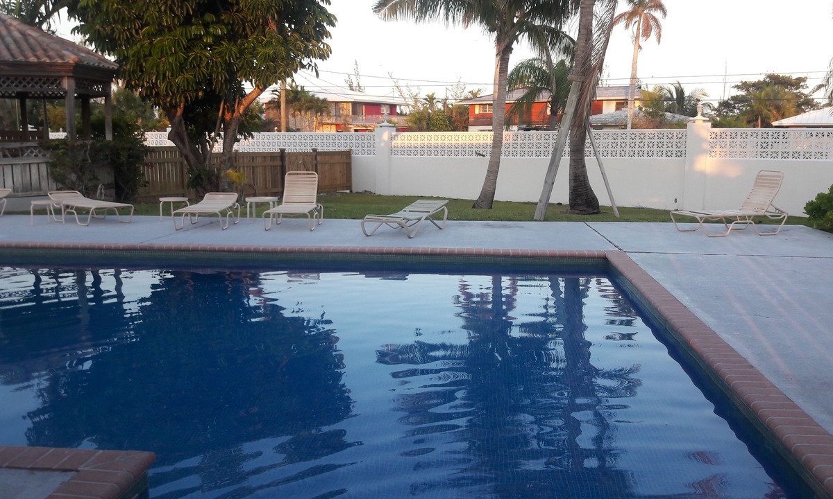 Bahamas Terrace House | Waters Edge Condo With Boat Slip