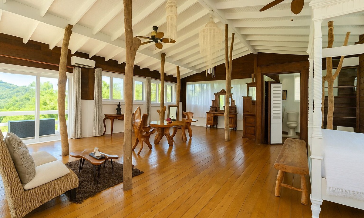 Palmiste Hotel | Crystals Villa Hotel