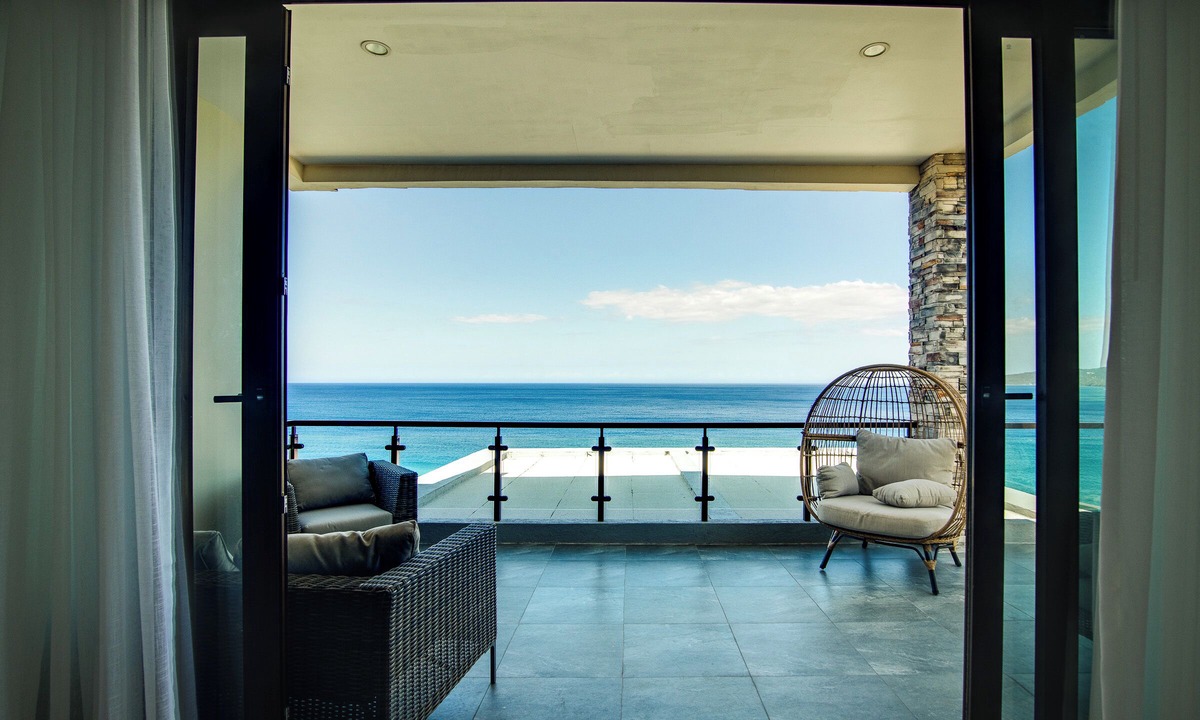 Tower Isle Villa | Luxury Oceanfront Villa Fully Staffed