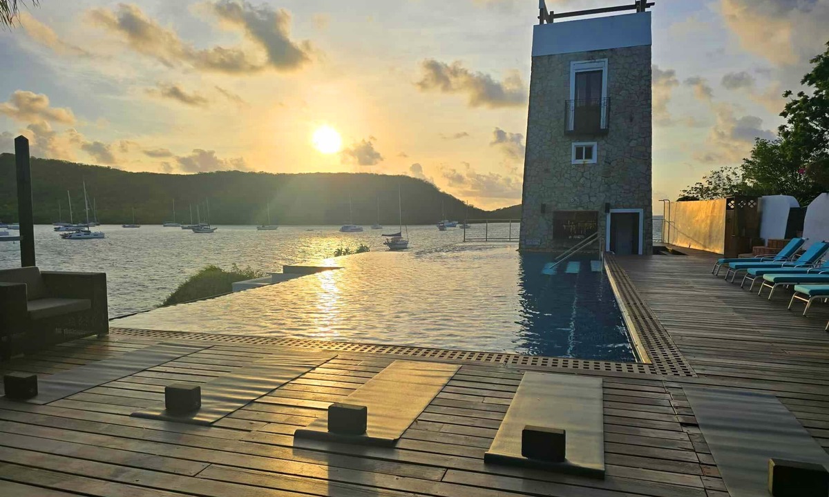 Lance aux Epines Villa | Beach House