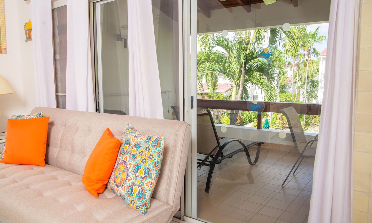 Dickenson Bay House | Romantic Antigua Getaway – Oceanfront Condo with Resort Amenities