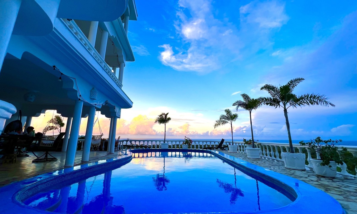Cabrera Resort | Casablanca Hotel