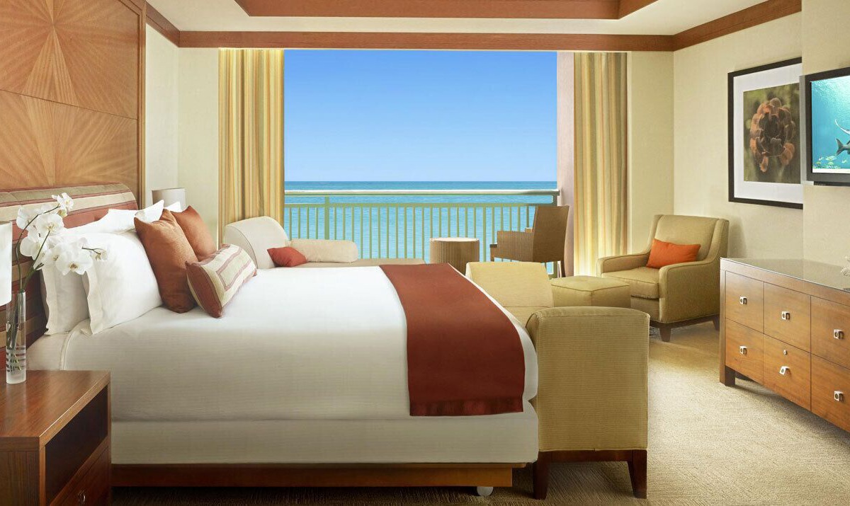 Paradise Island Condo | 2BR Oceanfront Suite – The Reef Atlantis, Full Kitchen & Balcony Sleeps 9