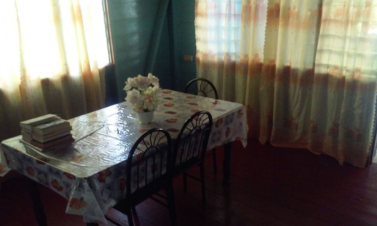 Bluefields House | Shades Cottage Room #2