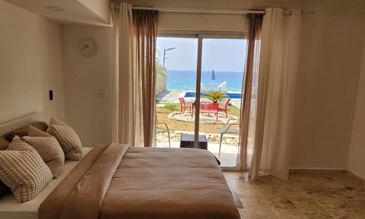 Playa Chiquita Villa | Luxury OCEAN FRONT Entire Floor Villa in Sosua cabarete Best sunset,Korean food