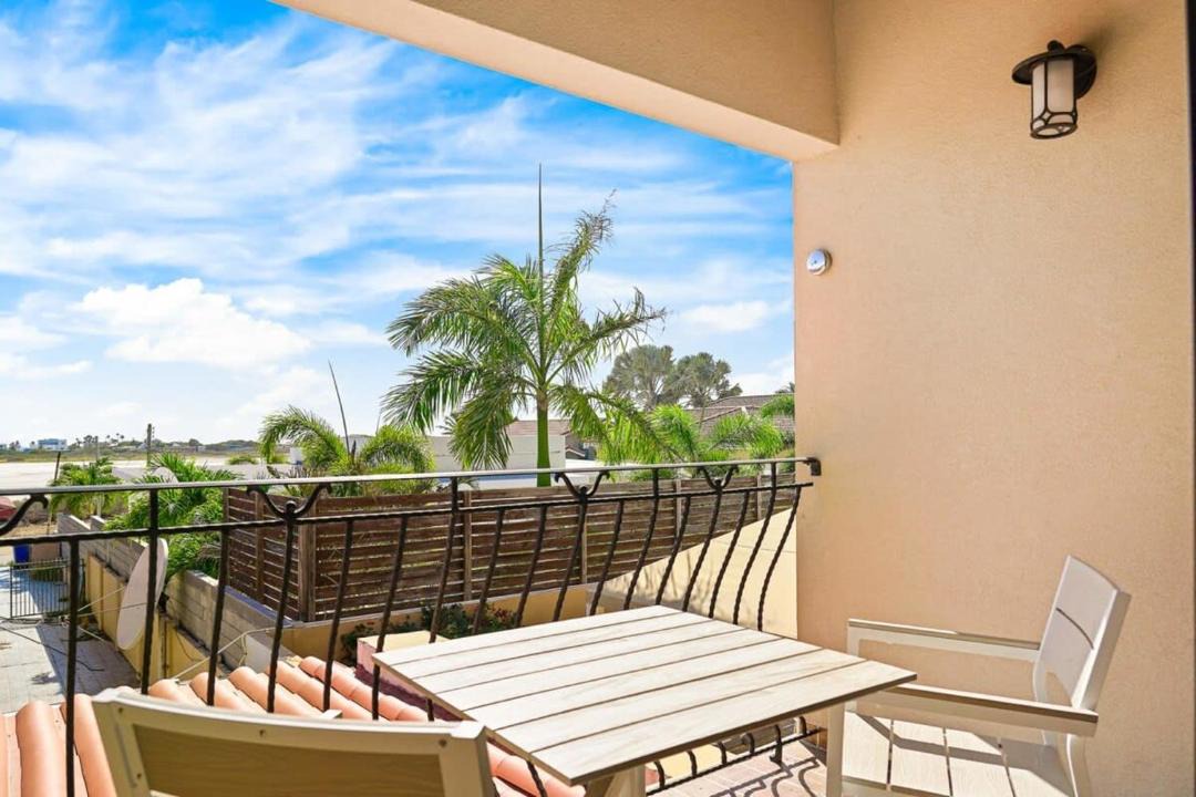 Gold Coast Apartment | wonder apartment in gold coast with private pool