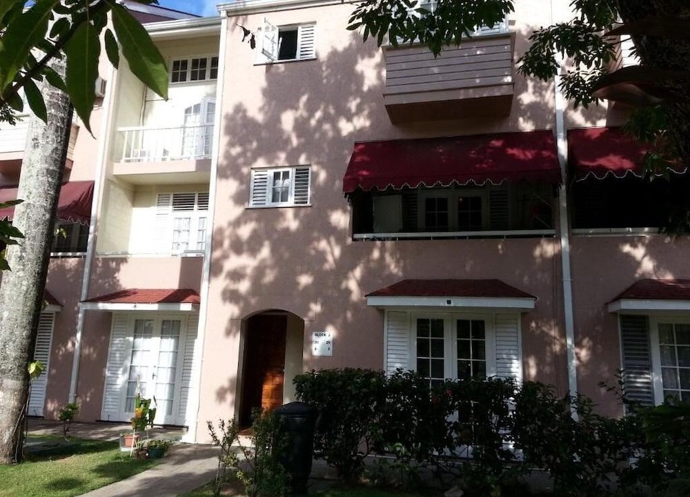 Photo of Buildings in Ocho Rios