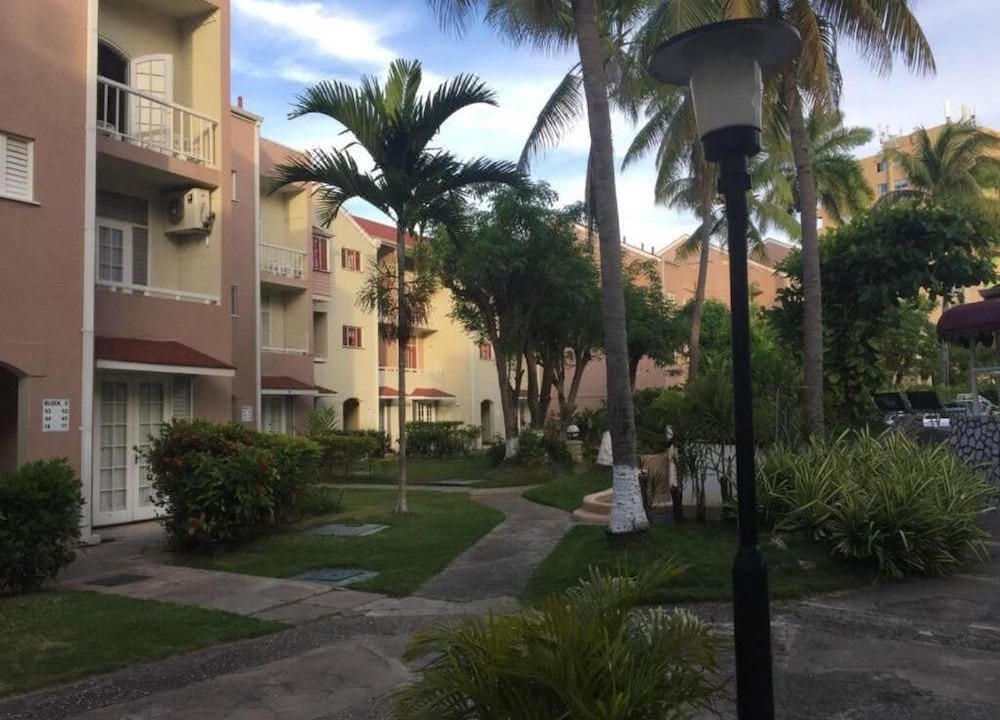 Photo of Buildings in Ocho Rios