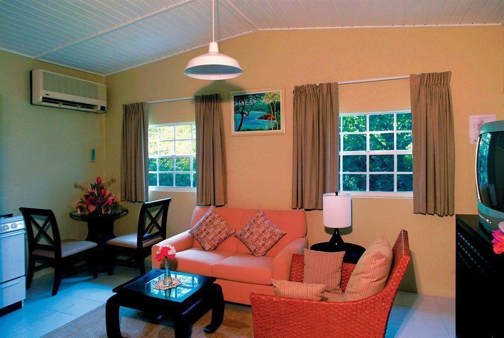 Photo of Livingroom in Morne Rouge