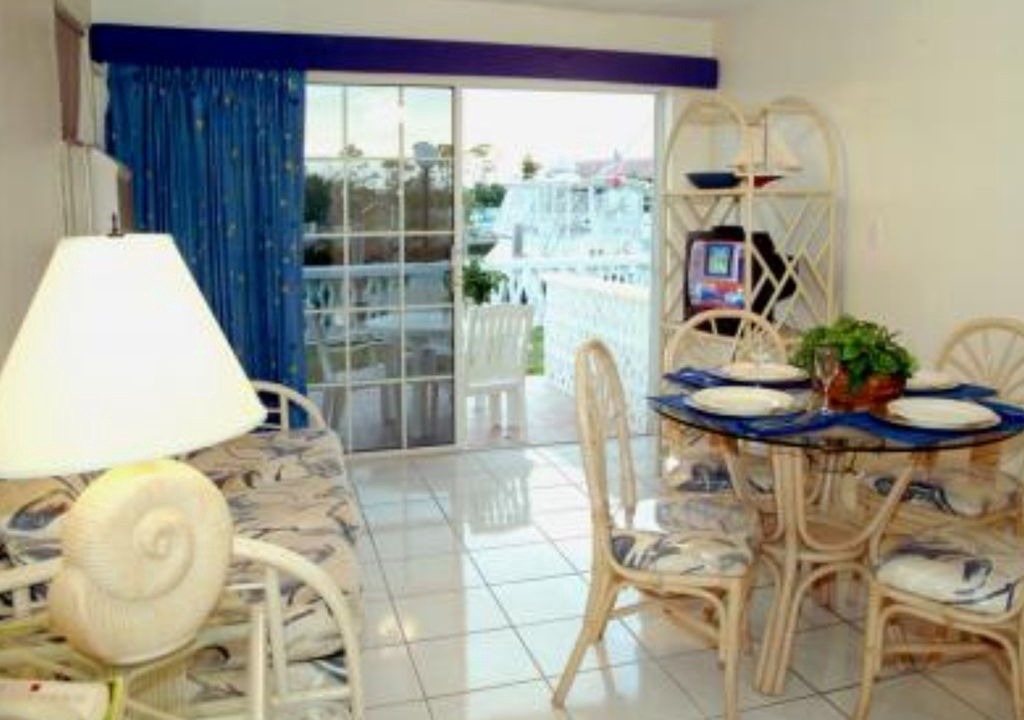 Photo of Livingroom in Bahama Reef