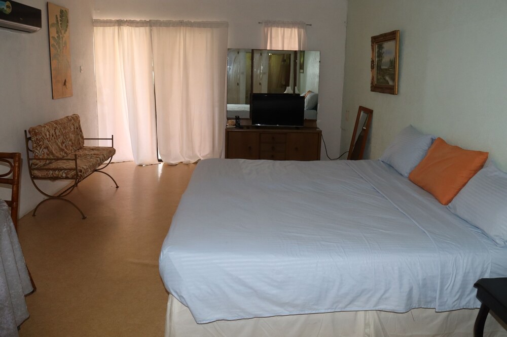 Photo of Livingroom in Rockley