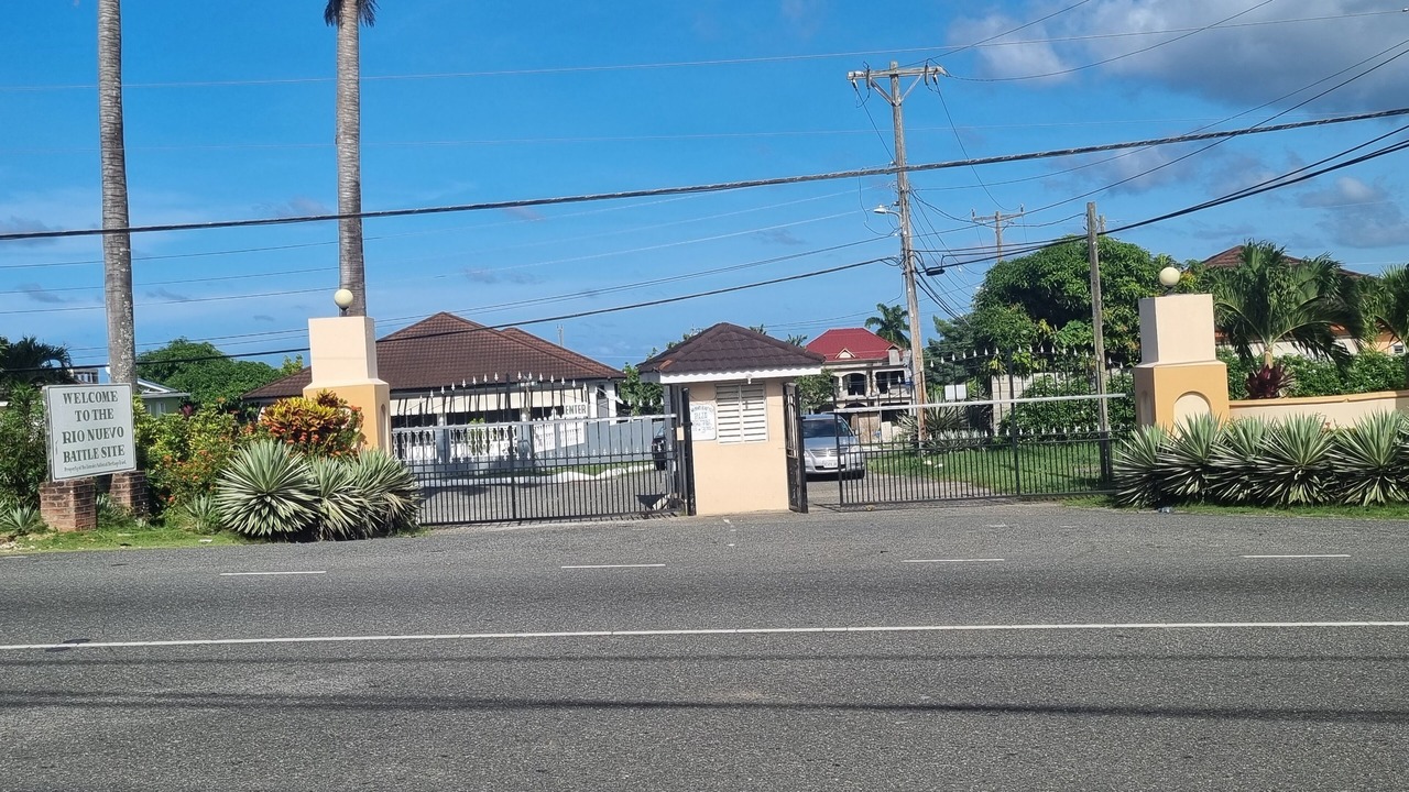 Photo of Outdoor in Tower Isle