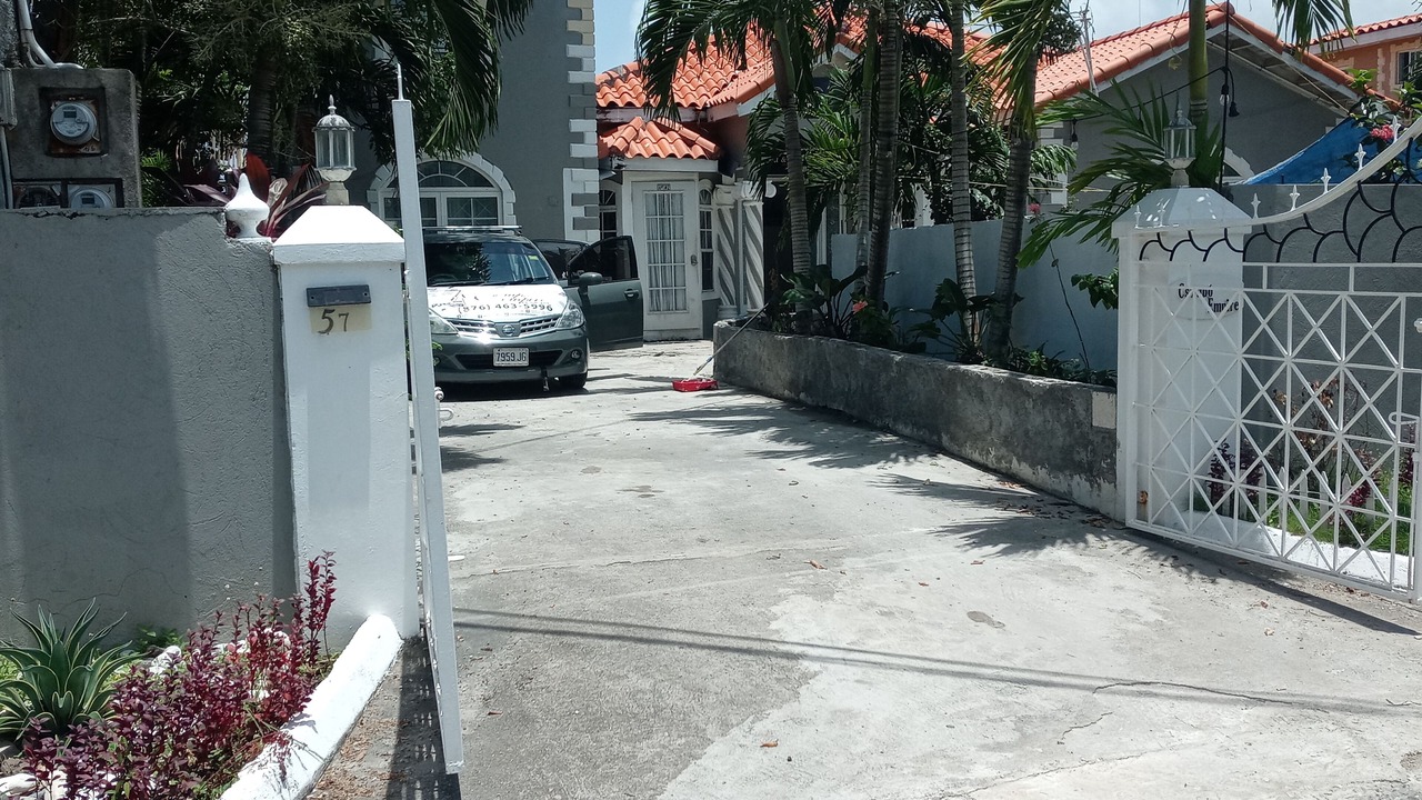 Photo of Outdoor in Tower Isle