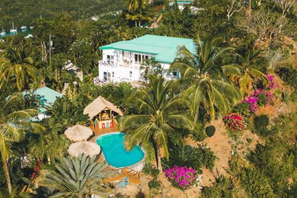 Photo of Others in Marigot Bay