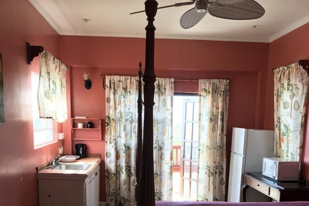 Photo of Bedroom in Anse La Raye