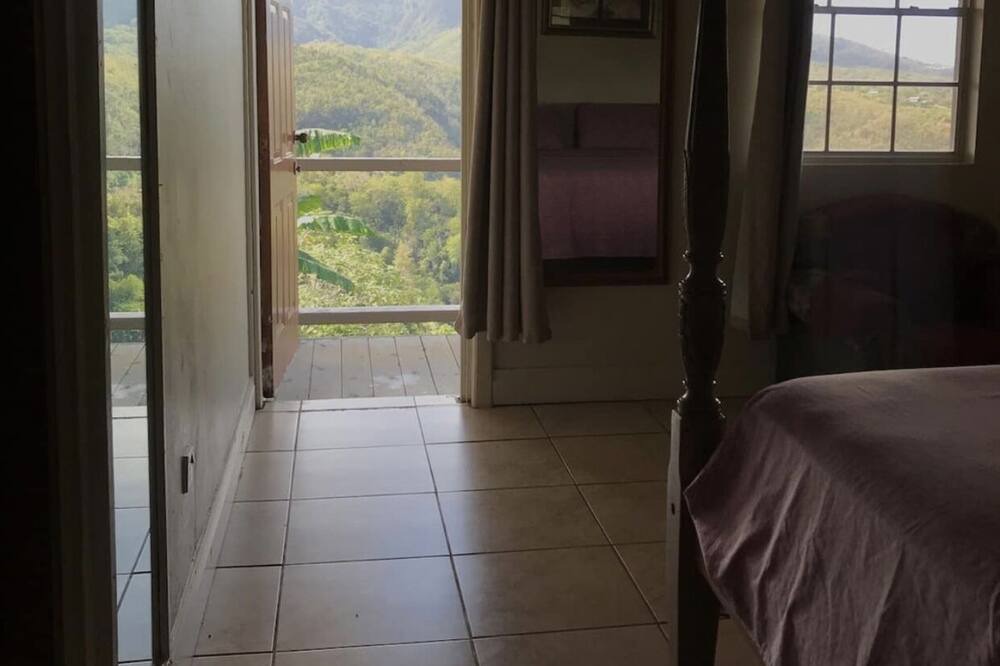 Photo of Bedroom in Anse La Raye