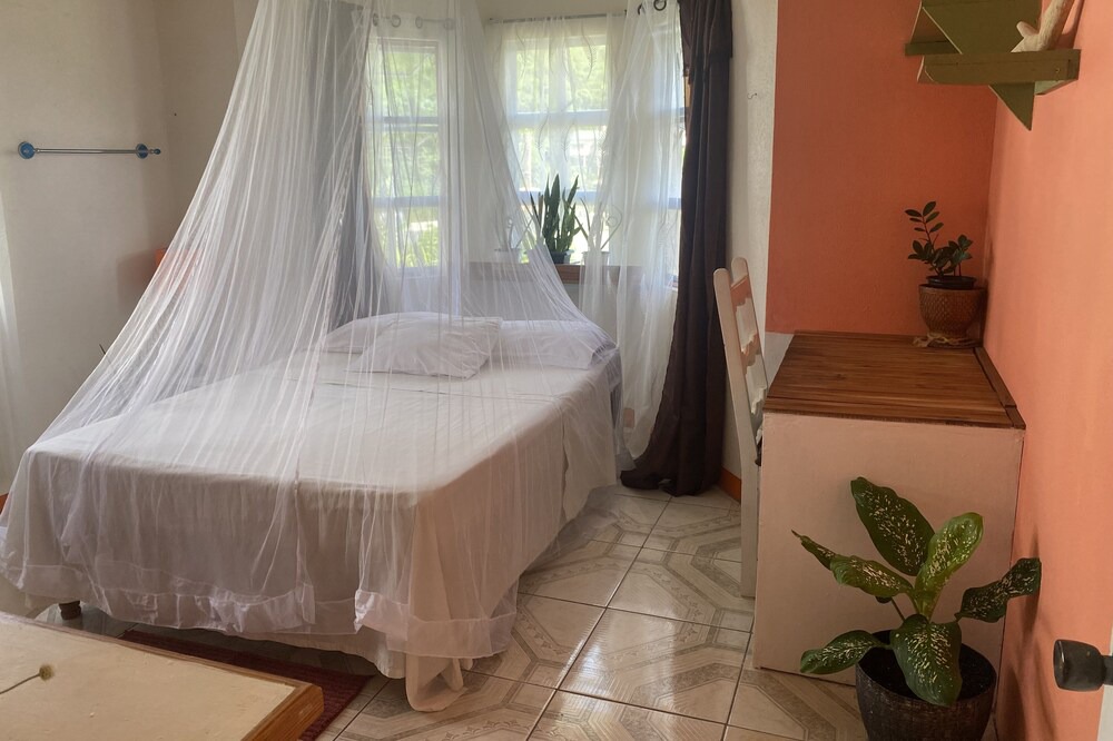 Photo of Bedroom in Calivigny
