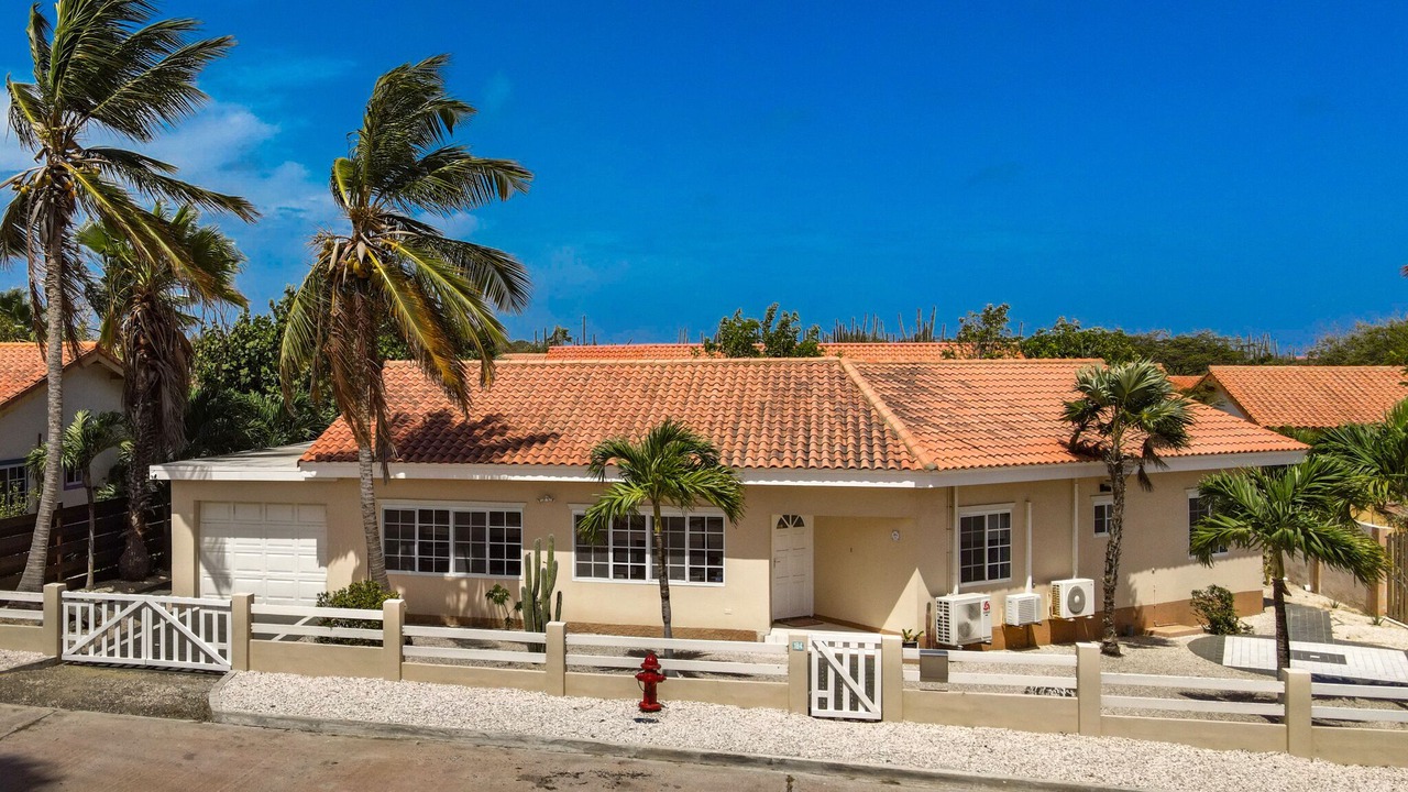 Photo of Outdoor in Oranjestad