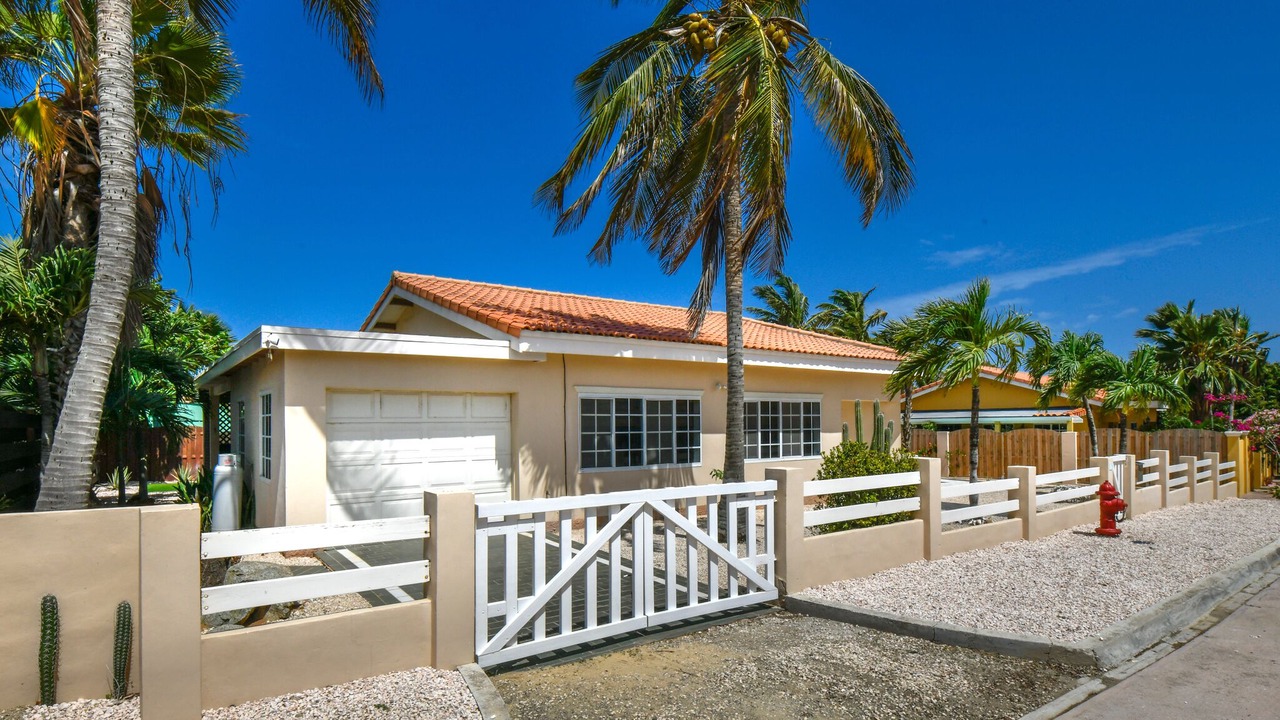 Photo of Outdoor in Oranjestad