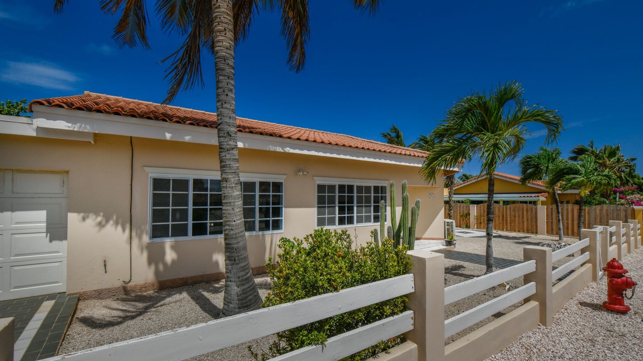 Photo of Outdoor in Oranjestad