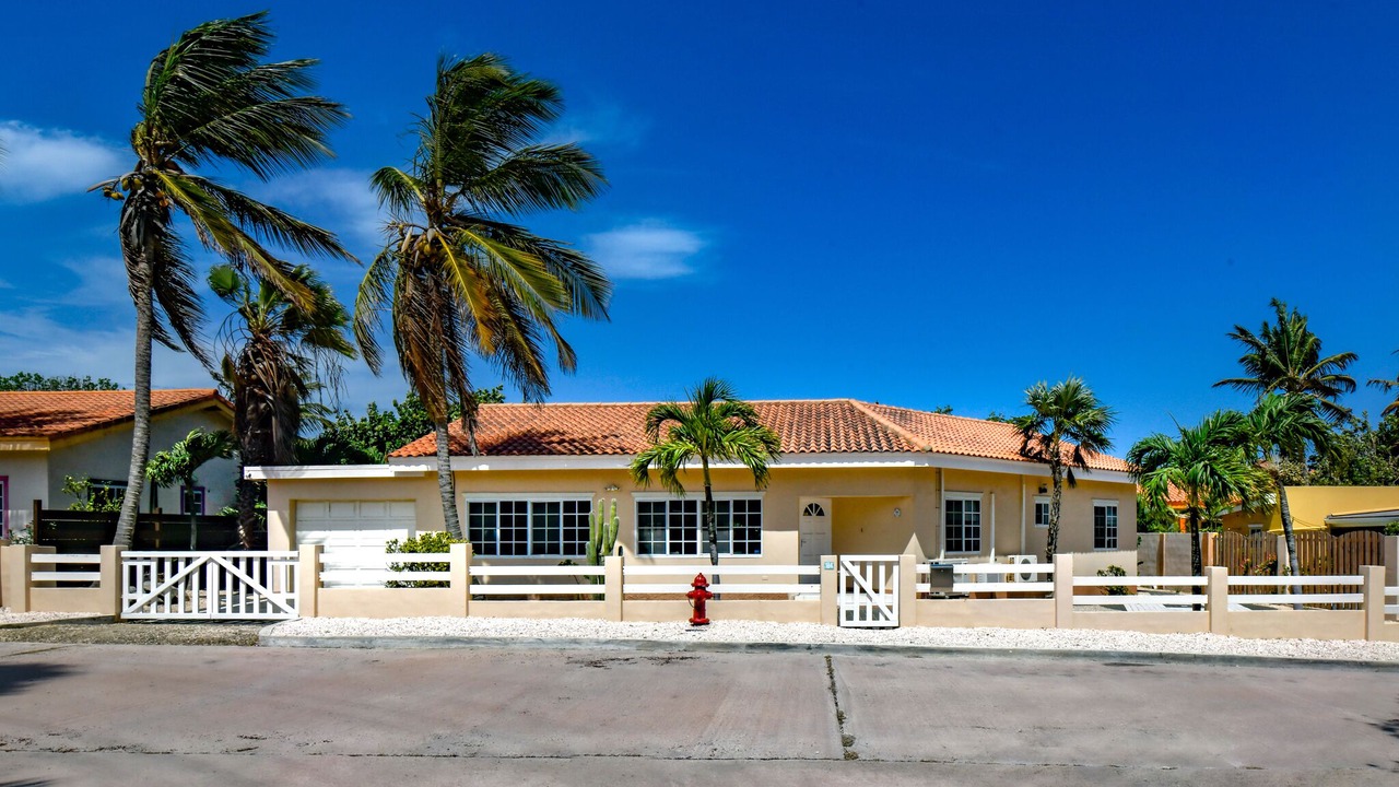 Photo of Outdoor in Oranjestad