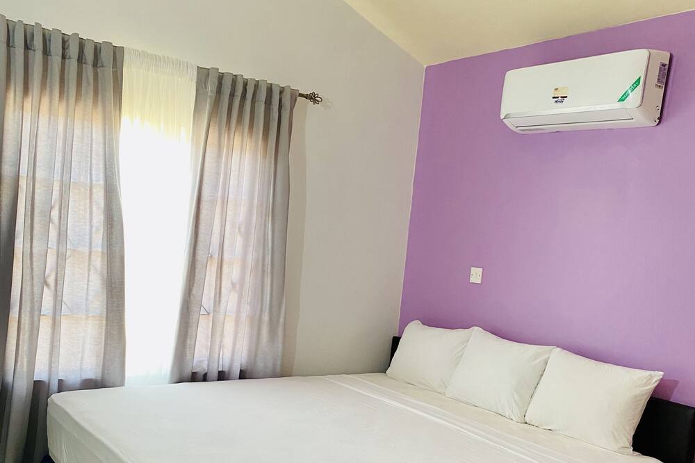 Photo of Bedroom in Portmore