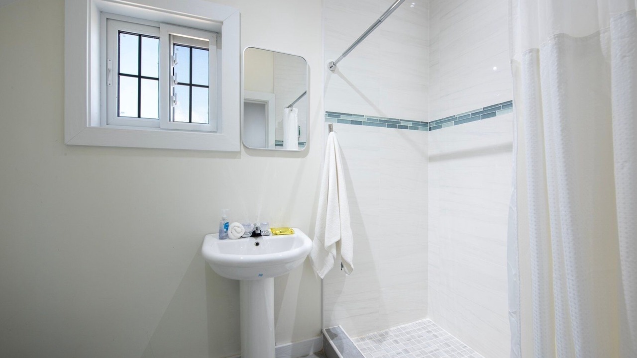 Photo of Bathroom in North Palmetto Point