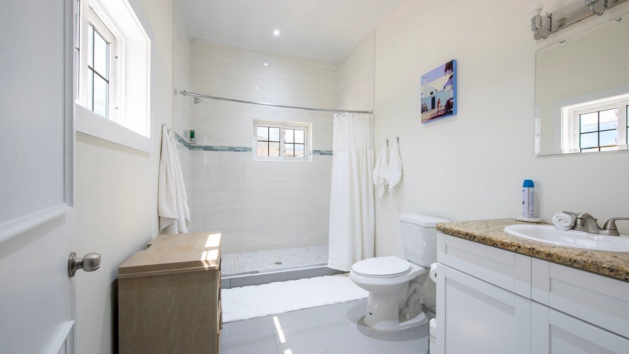 Photo of Bathroom in North Palmetto Point