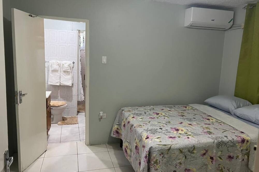 Photo of Bedroom in Portmore