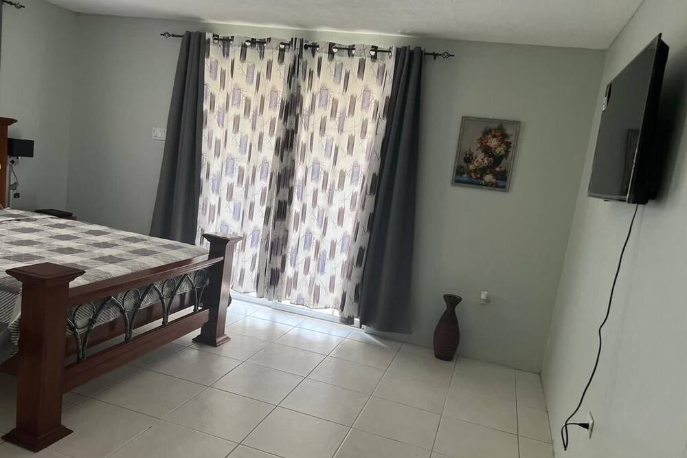 Photo of Bedroom in Portmore