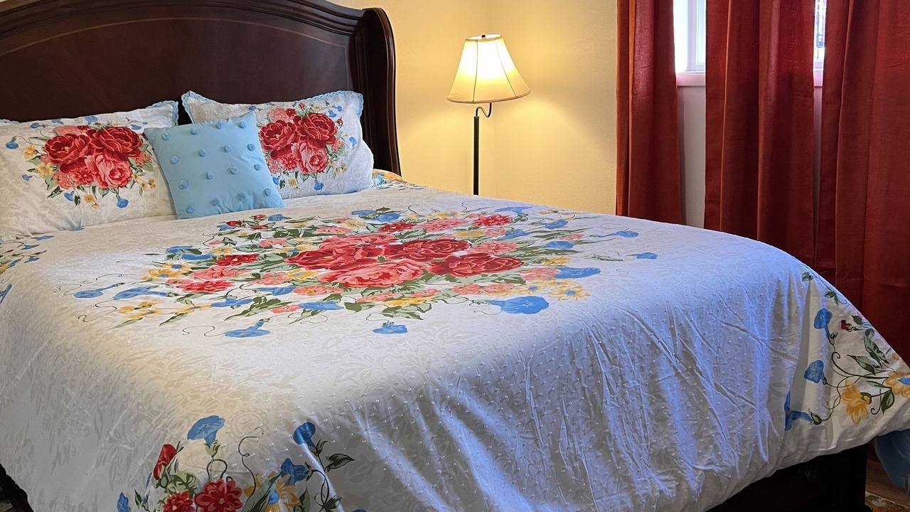 Photo of Bedroom in Hillsboro