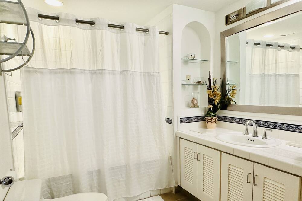 Photo of Bathroom in Cabezas